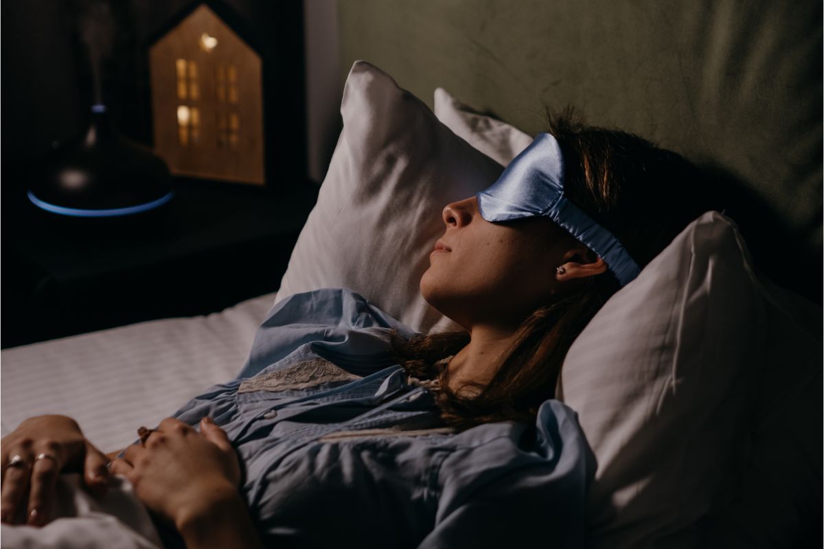 Sleep mask: the essential accessory for a peaceful night’s sleep